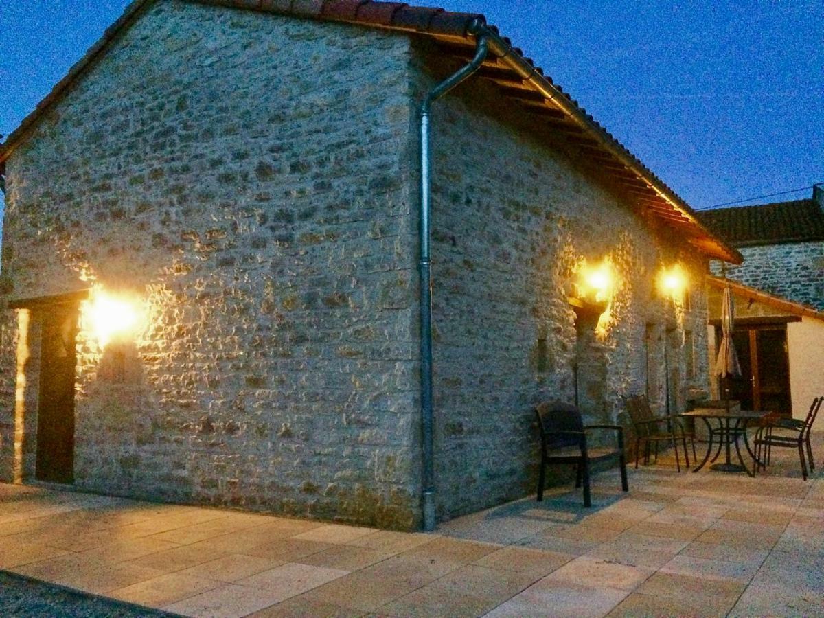 Wisteria & Jasmine Villa Genouille  Exterior photo